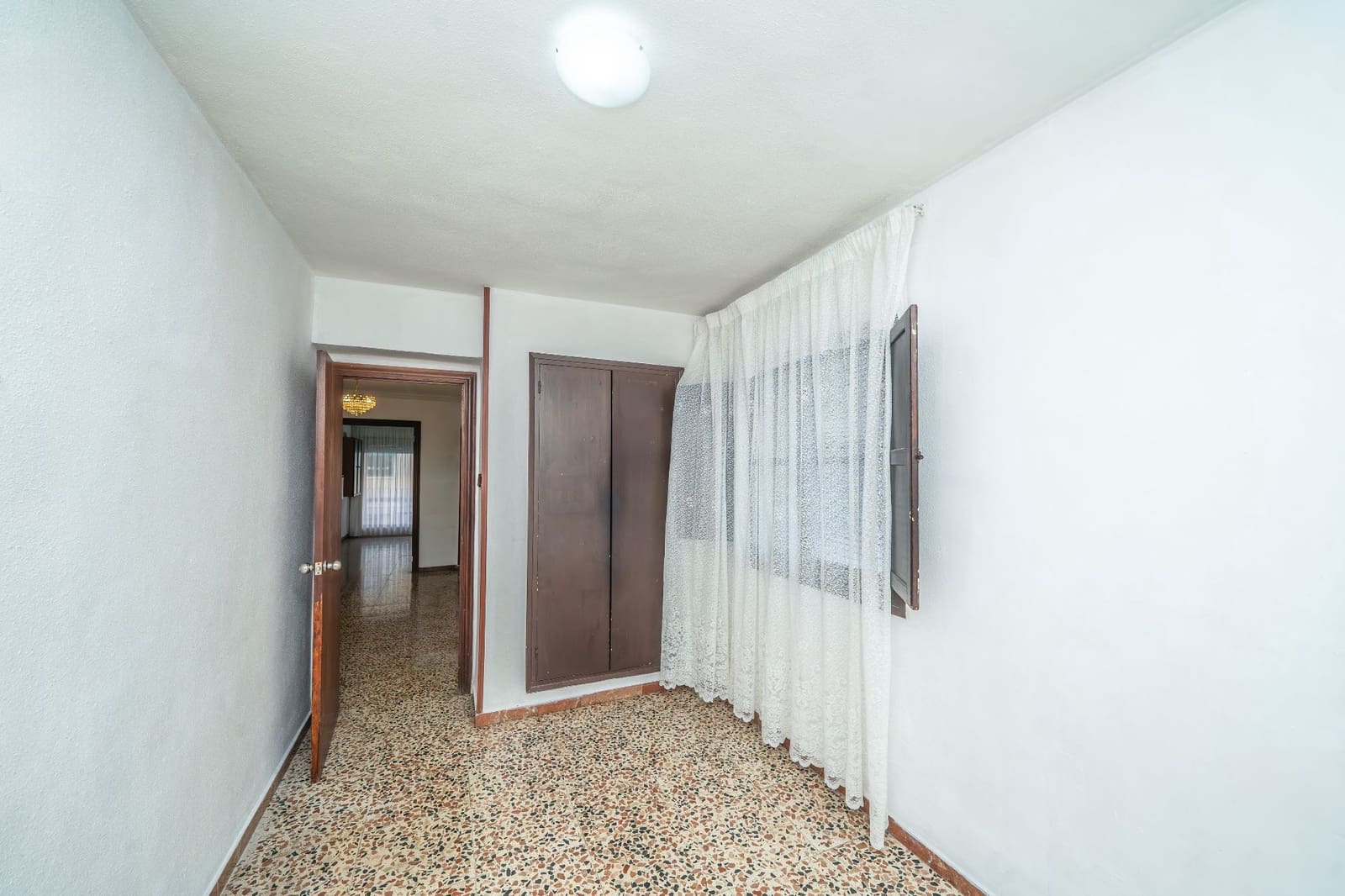 3 soveværelse Lejlighed til salg i Alicante by - € 165.000 (Ref: 9676777)