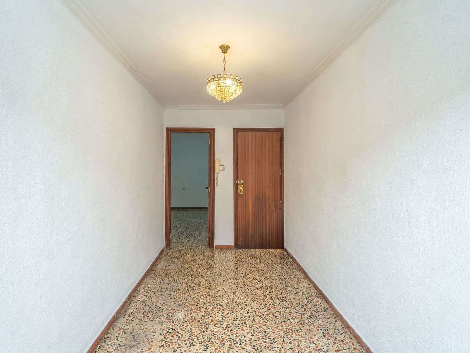 3 soveværelse Lejlighed til salg i Alicante by - € 165.000 (Ref: 9676777)