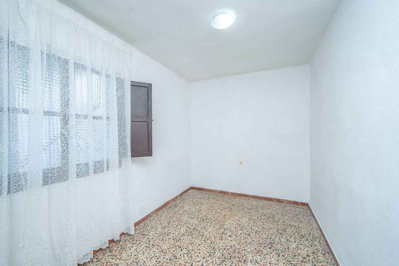 3 soveværelse Lejlighed til salg i Alicante by - € 165.000 (Ref: 9676777)