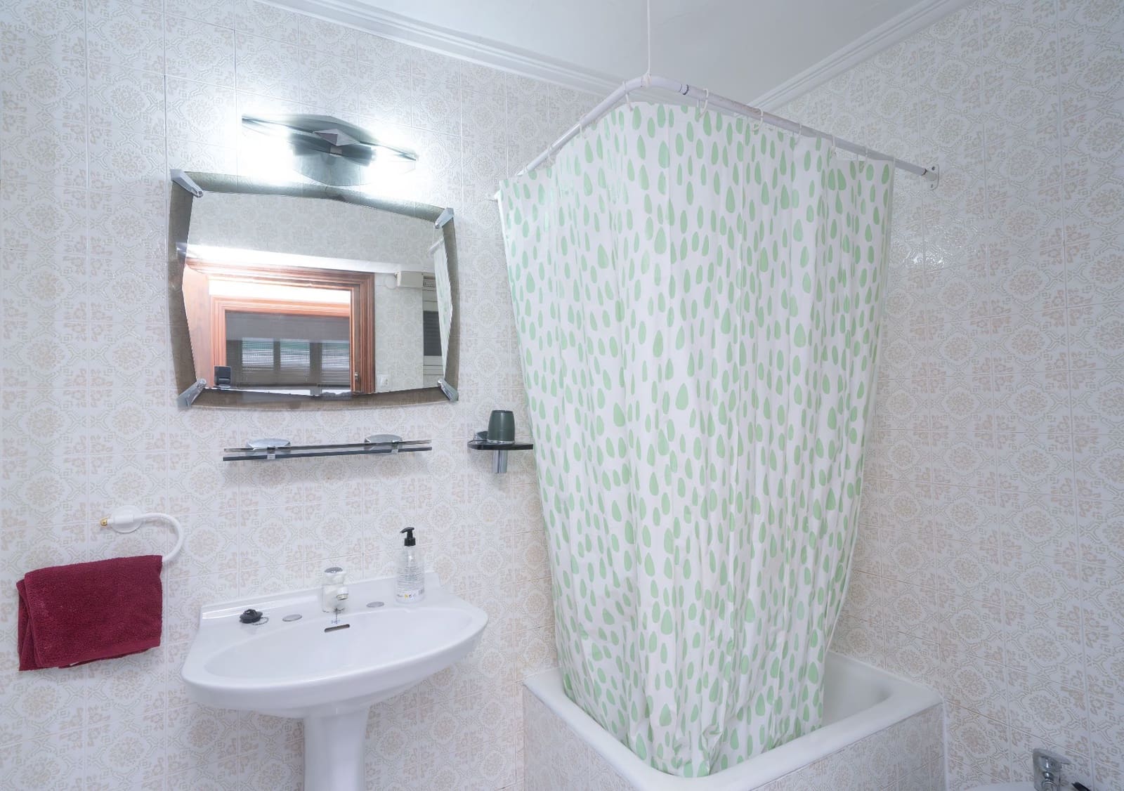 3 soveværelse Lejlighed til salg i Alicante by - € 165.000 (Ref: 9676777)