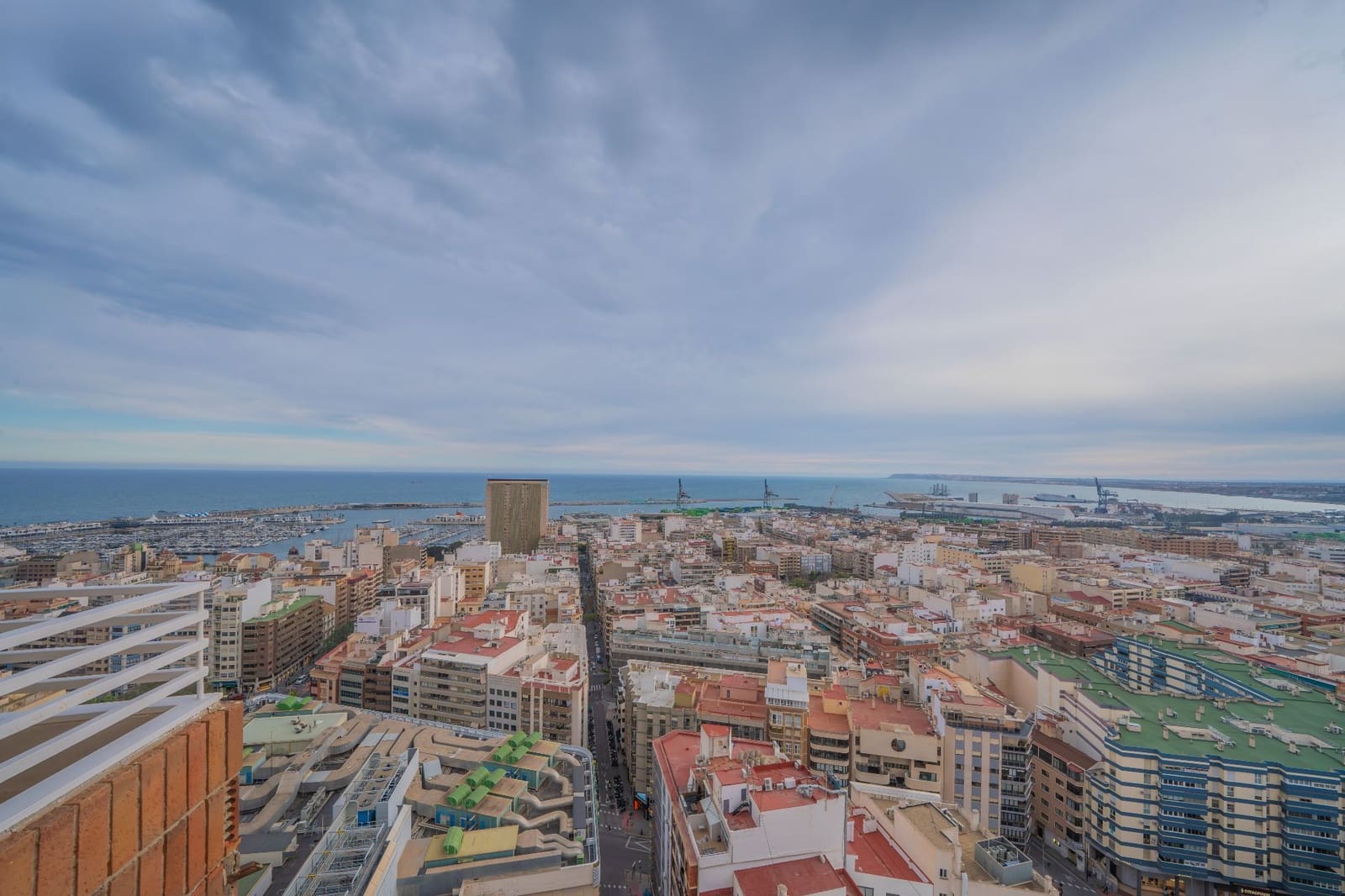 Apartamento de 1 habitación en Alicante / Alacant ciudad en venta - 265.000 € (Ref: 9679466)