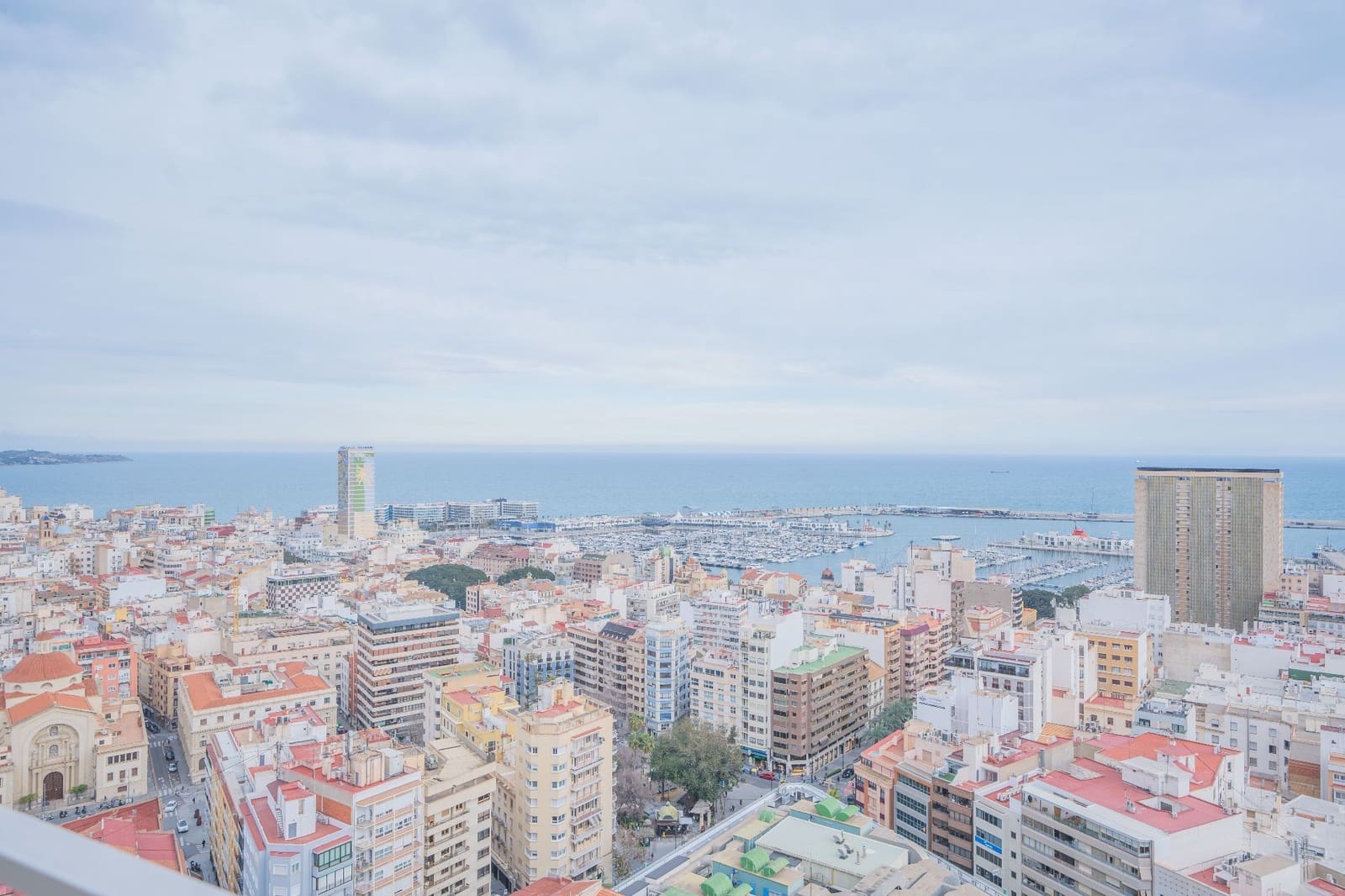 Apartamento de 1 habitación en Alicante / Alacant ciudad en venta - 265.000 € (Ref: 9679466)