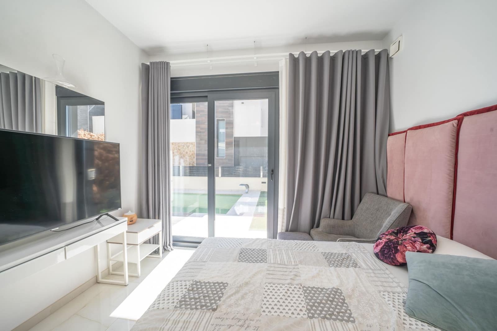 4 soveværelse Villa til salg i Orihuela med swimmingpool garage - € 759.000 (Ref: 9679468)