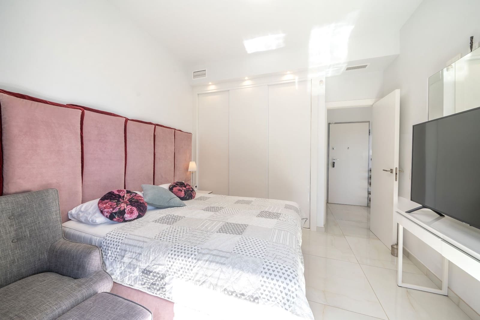 4 soveværelse Villa til salg i Orihuela med swimmingpool garage - € 759.000 (Ref: 9679468)