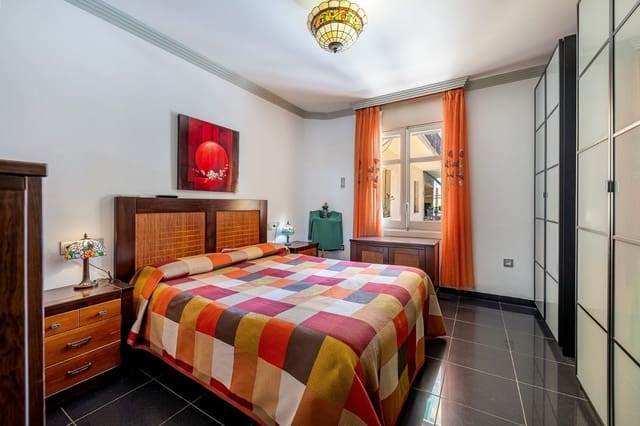 4 sovrum Lägenhet till salu i La Malagueta, Málaga stad - 730 000 € (Ref: 9679469)