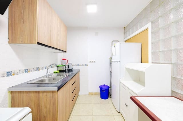 2 soveværelse Lejlighed til salg i Benalmádena med swimmingpool garage - € 249.800 (Ref: 9679470)