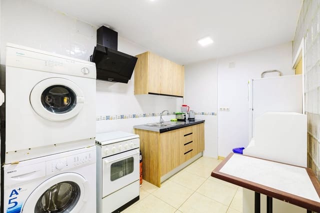 2 soveværelse Lejlighed til salg i Benalmádena med swimmingpool garage - € 249.800 (Ref: 9679470)