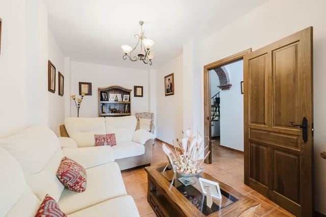 4 camera da letto Villetta Bifamiliare in vendita in Almogía con garage - 295.000 € (Rif: 9679471)