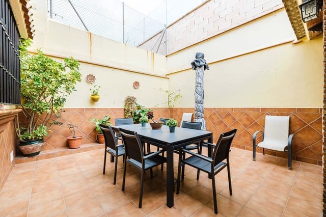 4 camera da letto Villetta Bifamiliare in vendita in Almogía con garage - 295.000 € (Rif: 9679471)