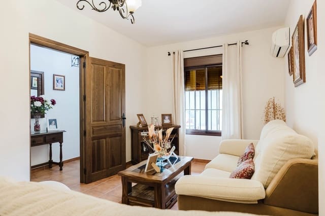 4 camera da letto Villetta Bifamiliare in vendita in Almogía con garage - 295.000 € (Rif: 9679471)