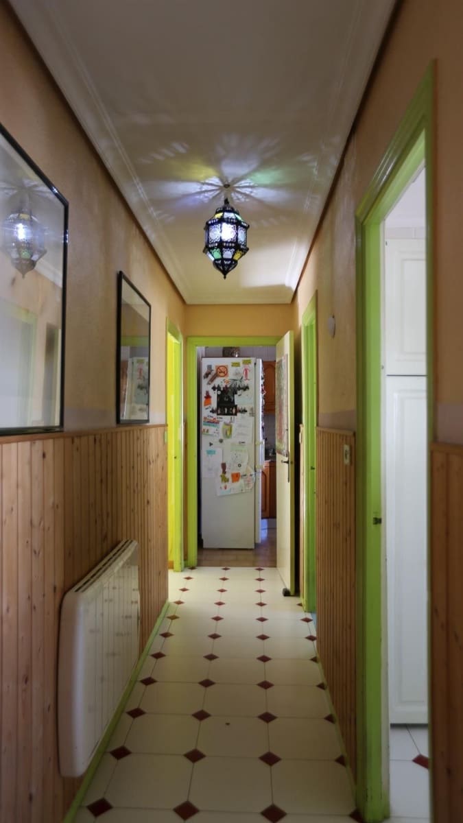 5 slaapkamer Flat te koop in Madrid stad - € 230.000 (Ref: 9686001)