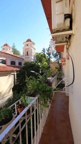 5 slaapkamer Flat te koop in Madrid stad - € 230.000 (Ref: 9686001)