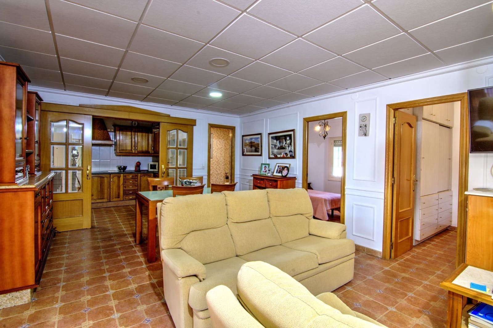 3 Zimmer Villa zu verkaufen in Alicante / Alacant Stadt mit Pool Garage - 280.000 € (Ref: 9694709)
