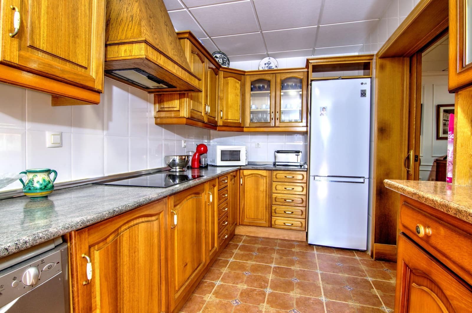 3 Zimmer Villa zu verkaufen in Alicante / Alacant Stadt mit Pool Garage - 280.000 € (Ref: 9694709)