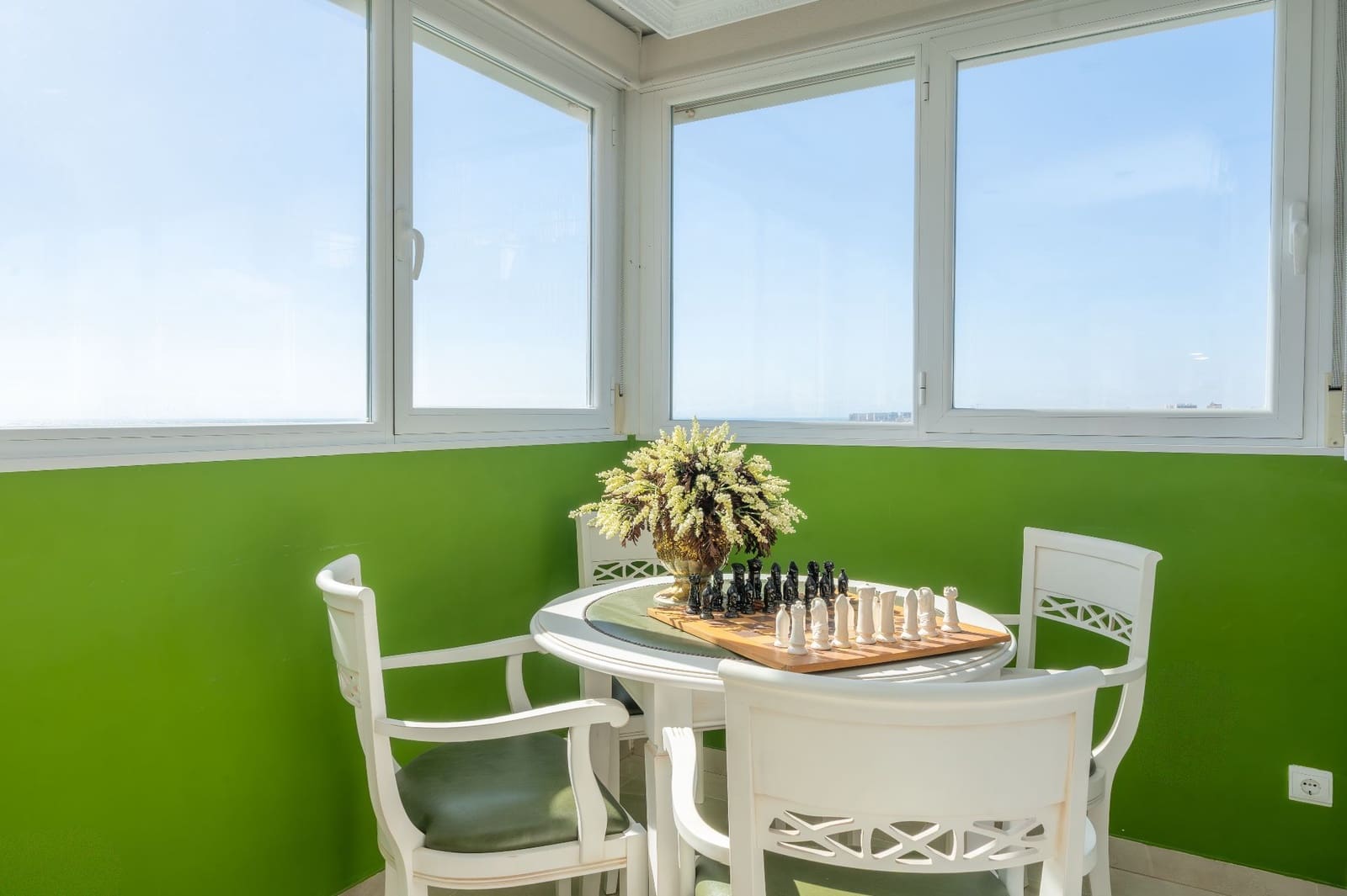 3 sypialnia Mieszkanie na sprzedaż w Torrevieja z garażem - 369 000 € (Ref: 9711078)