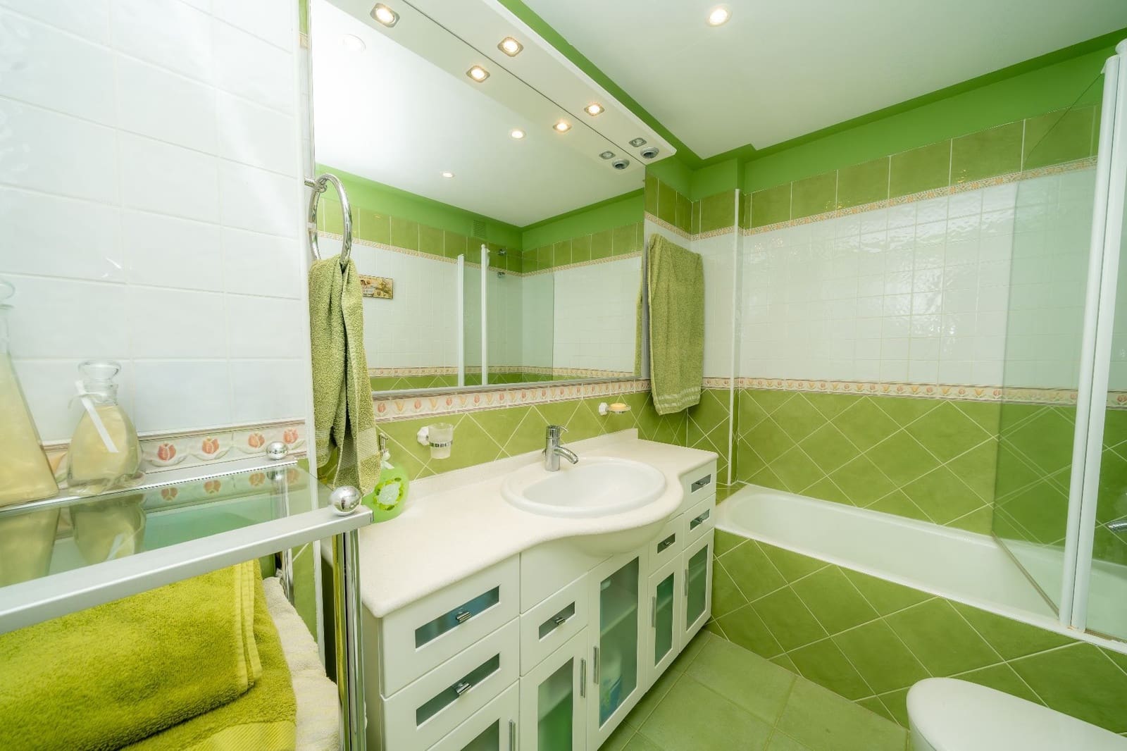 3 sypialnia Mieszkanie na sprzedaż w Torrevieja z garażem - 369 000 € (Ref: 9711078)