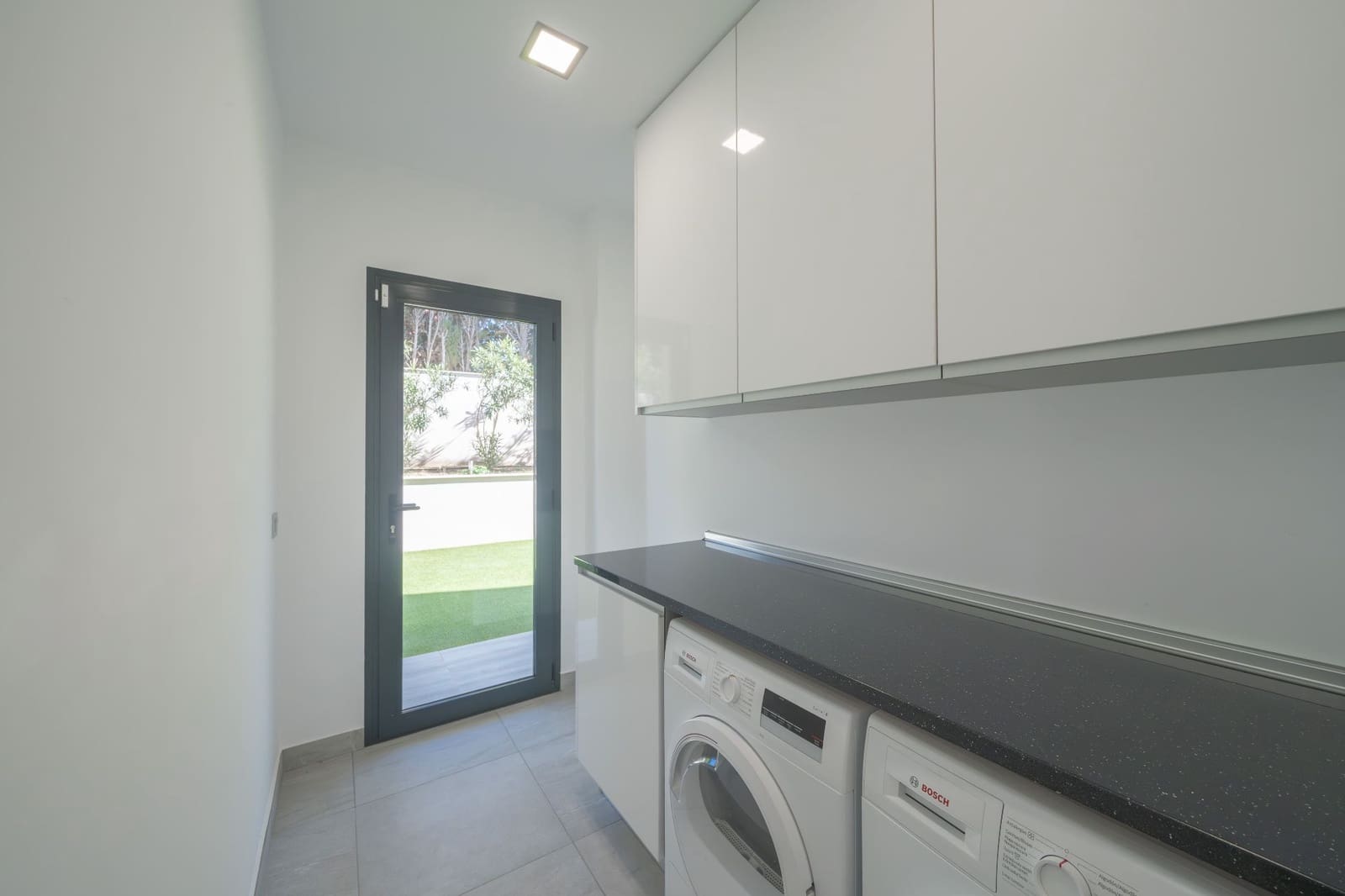 4 bedroom Villa for sale in Orihuela with pool garage - € 1,150,000 (Ref: 9711080)