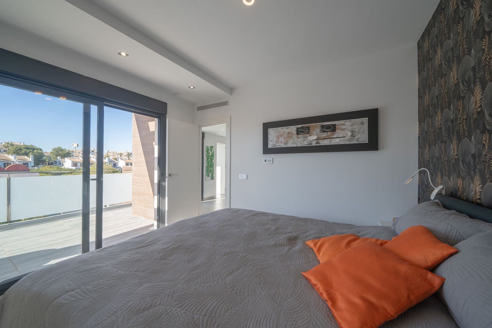 4 bedroom Villa for sale in Orihuela with pool garage - € 1,150,000 (Ref: 9711080)