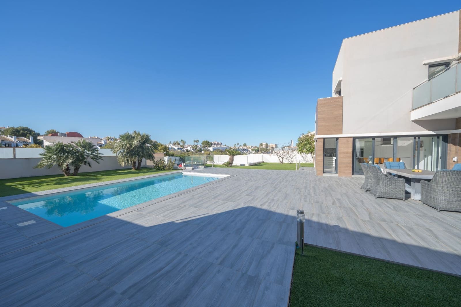 4 bedroom Villa for sale in Orihuela with pool garage - € 1,150,000 (Ref: 9711080)