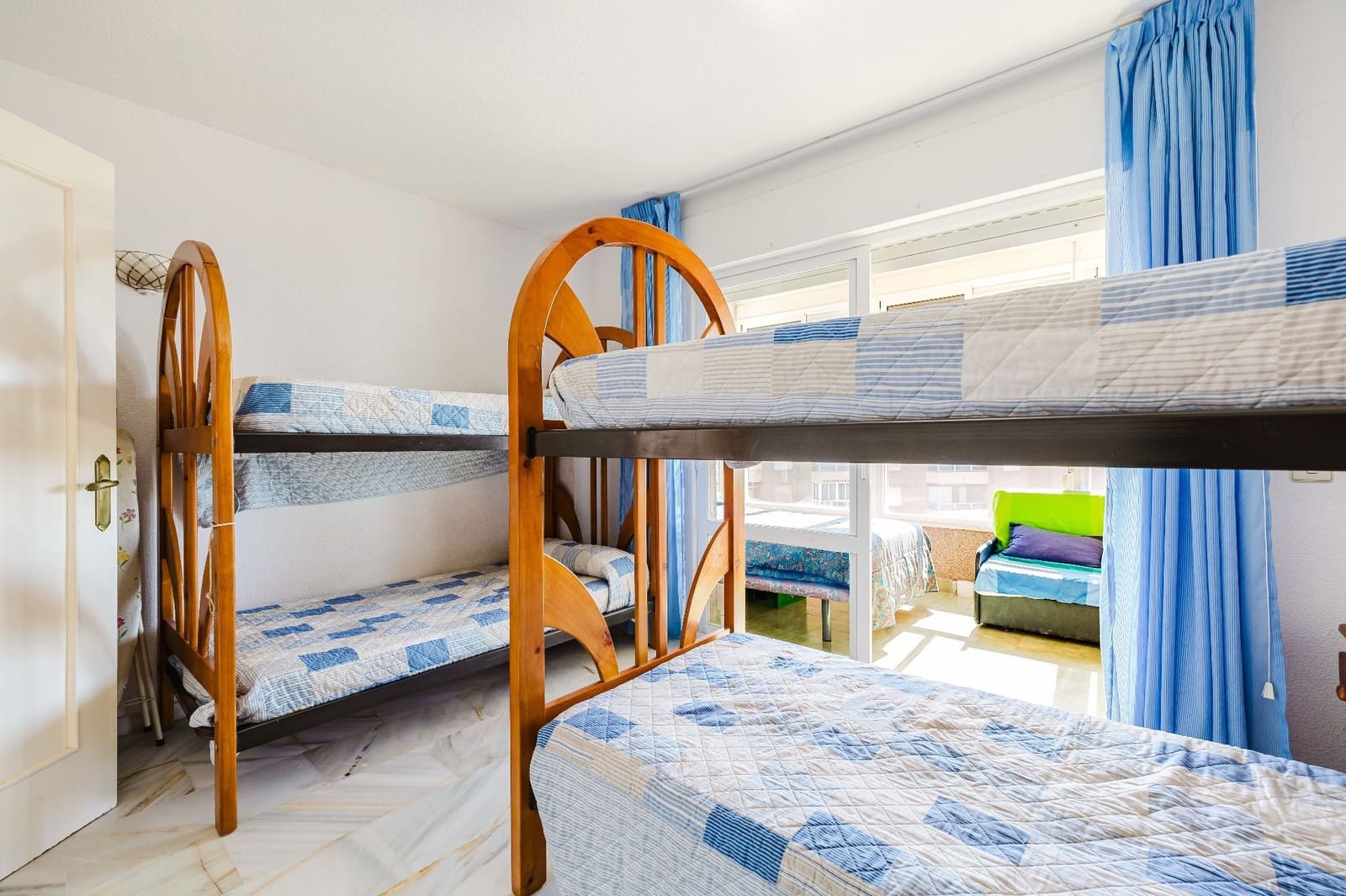 2 makuuhuone Asunto myytävänä paikassa Torrox mukana uima-altaan - 350 000 € (Ref: 9711082)