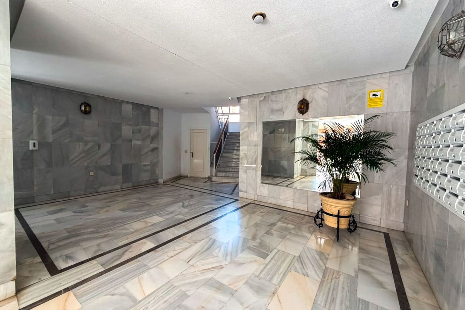 2 makuuhuone Asunto myytävänä paikassa Torrox mukana uima-altaan - 350 000 € (Ref: 9711082)