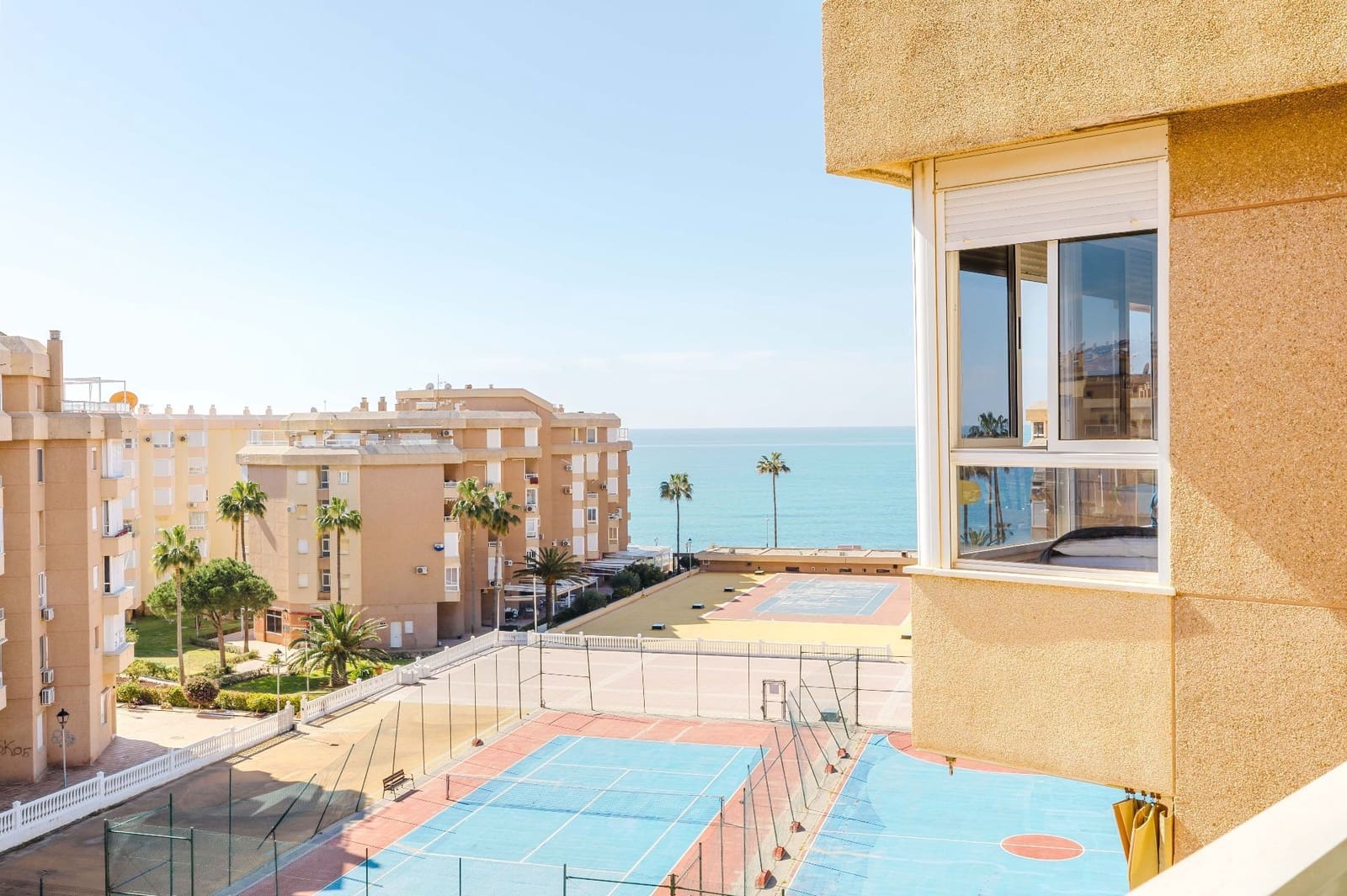 2 makuuhuone Asunto myytävänä paikassa Torrox mukana uima-altaan - 350 000 € (Ref: 9711082)