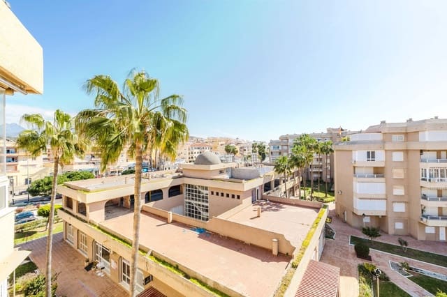 2 makuuhuone Asunto myytävänä paikassa Torrox mukana uima-altaan - 350 000 € (Ref: 9711082)