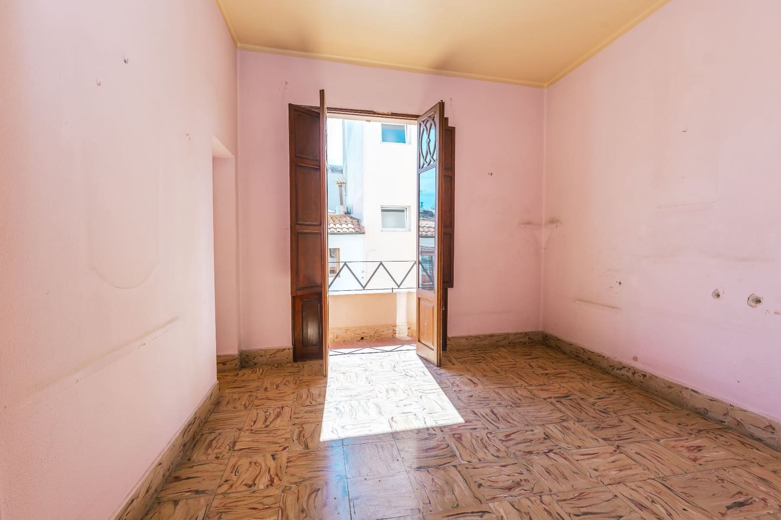 6 bedroom Flat for sale in Ibiza / Eivissa town - € 1,400,000 (Ref: 9711084)