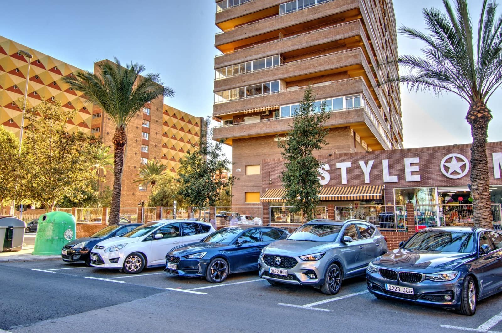 5 bedroom Flat for sale in Alicante / Alacant city with garage - € 395,000 (Ref: 9714499)