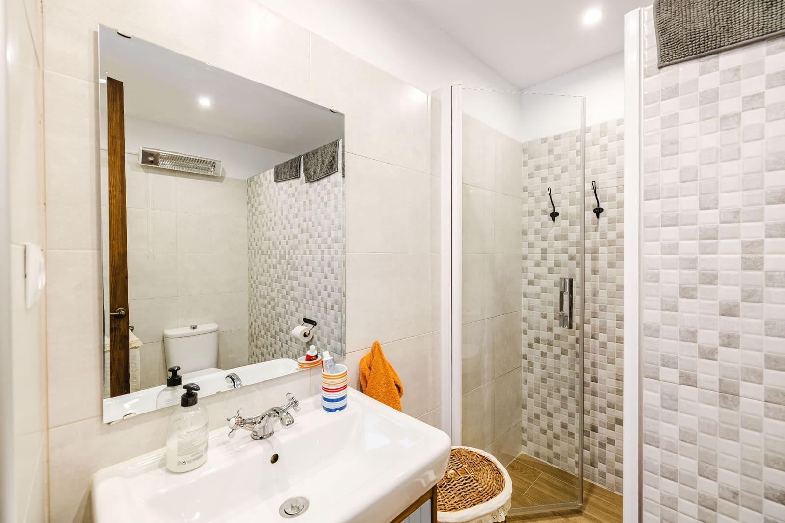 4 bedroom Villa for sale in Velez-Malaga with pool garage - € 460,000 (Ref: 9714500)