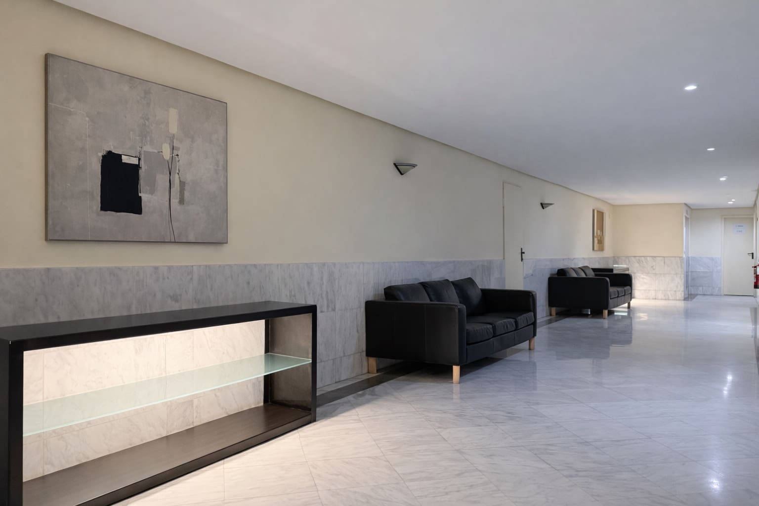 3 bedroom Flat for sale in Madrid city with pool garage - € 1,170,000 (Ref: 9714501)