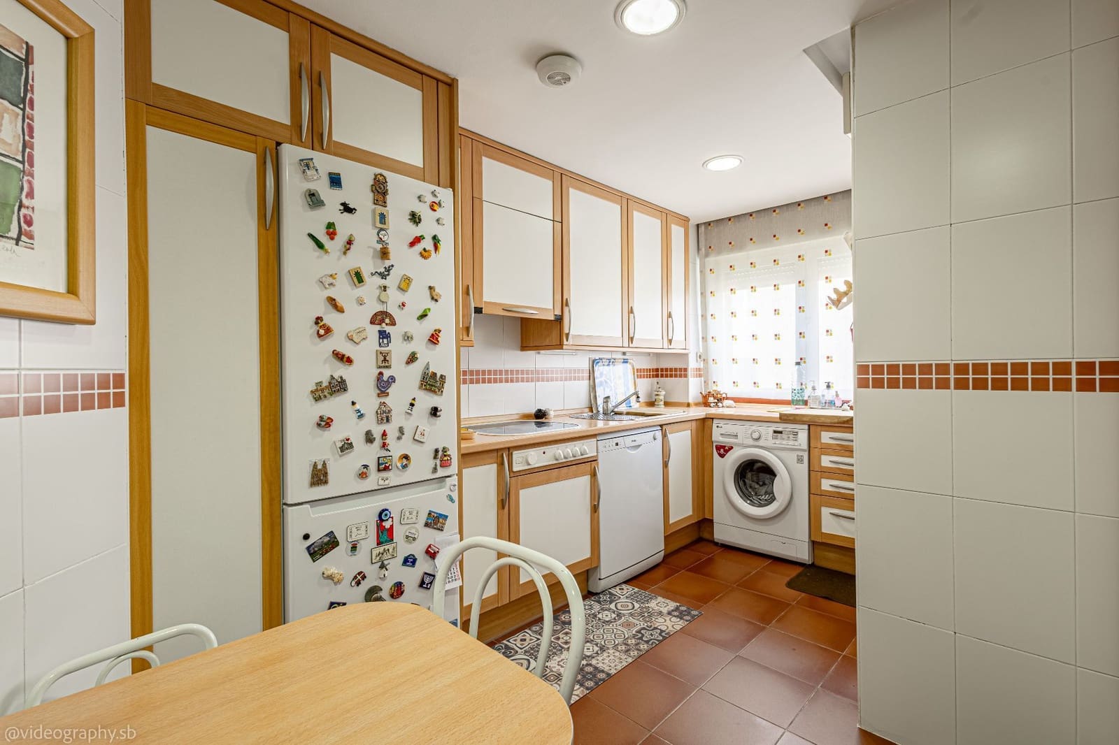 3 bedroom Flat for sale in Madrid city with pool garage - € 1,170,000 (Ref: 9714501)