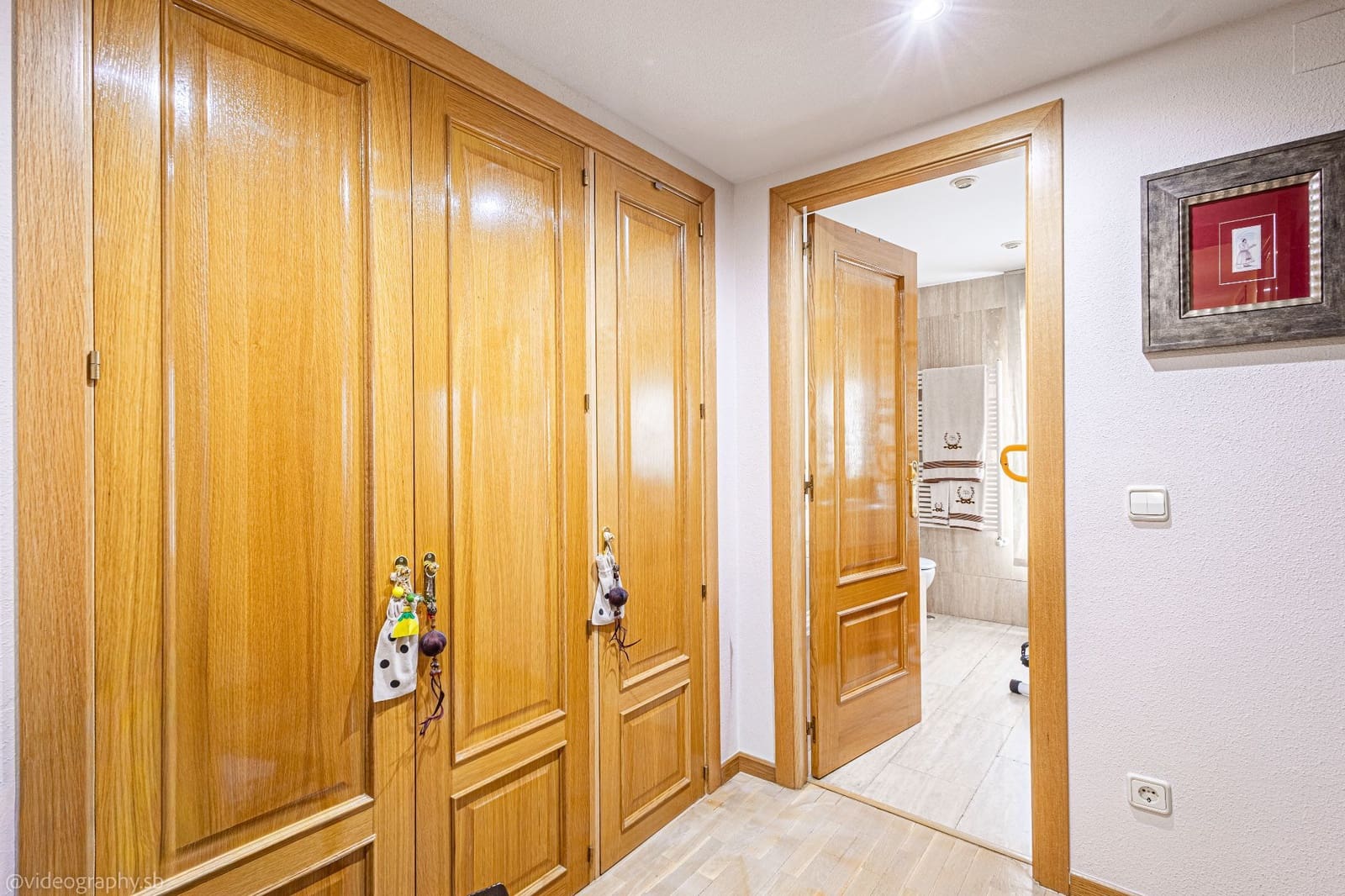 3 bedroom Flat for sale in Madrid city with pool garage - € 1,170,000 (Ref: 9714501)