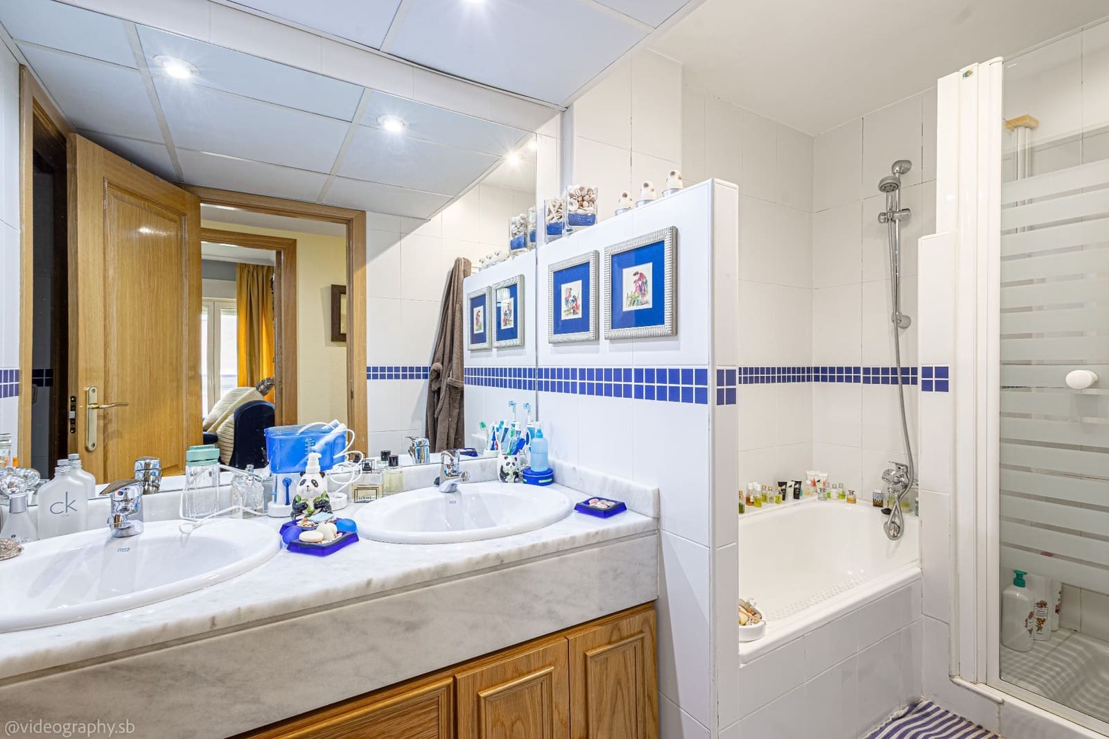 3 bedroom Flat for sale in Madrid city with pool garage - € 1,170,000 (Ref: 9714501)