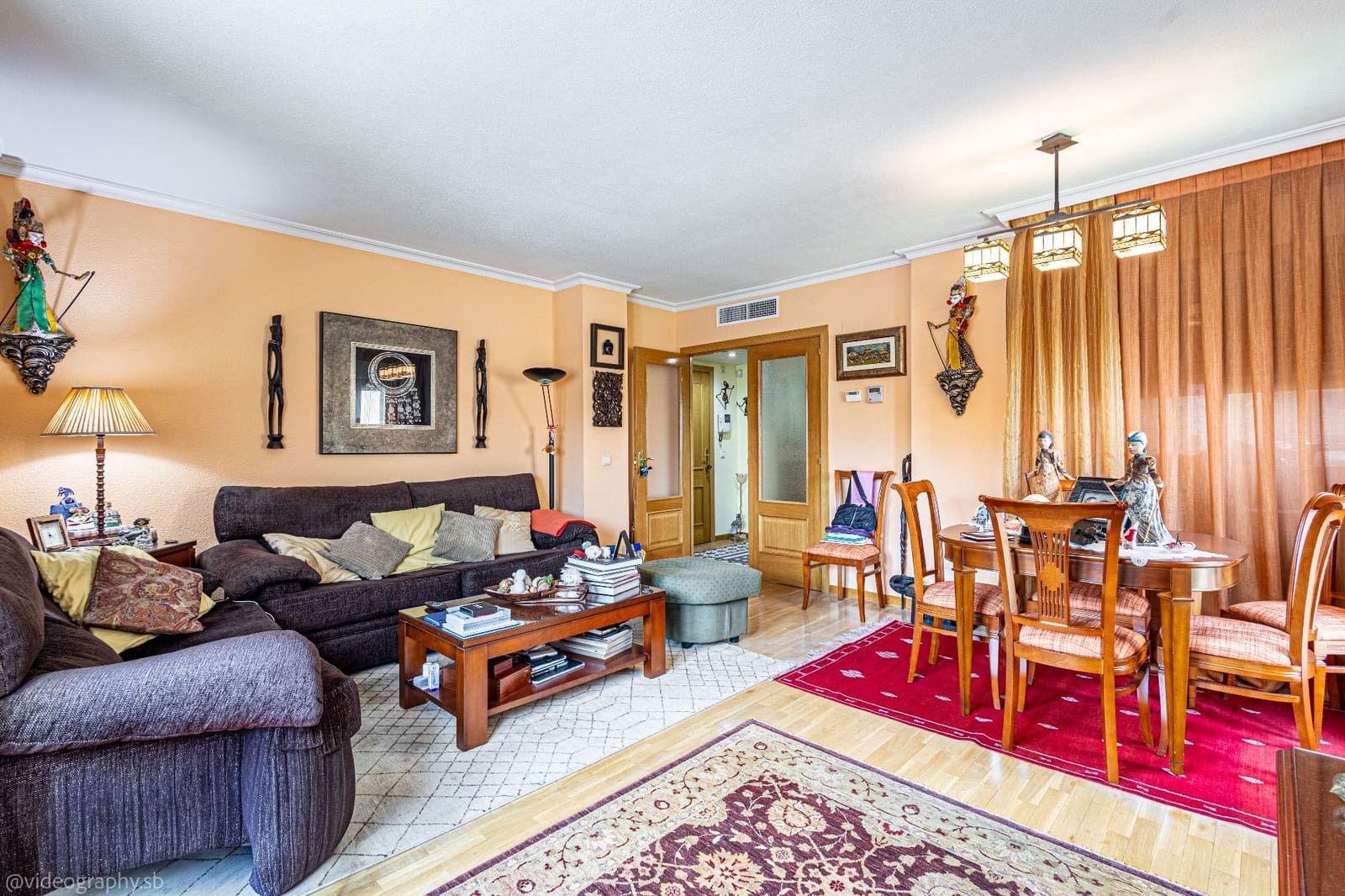 3 bedroom Flat for sale in Madrid city with pool garage - € 1,170,000 (Ref: 9714501)