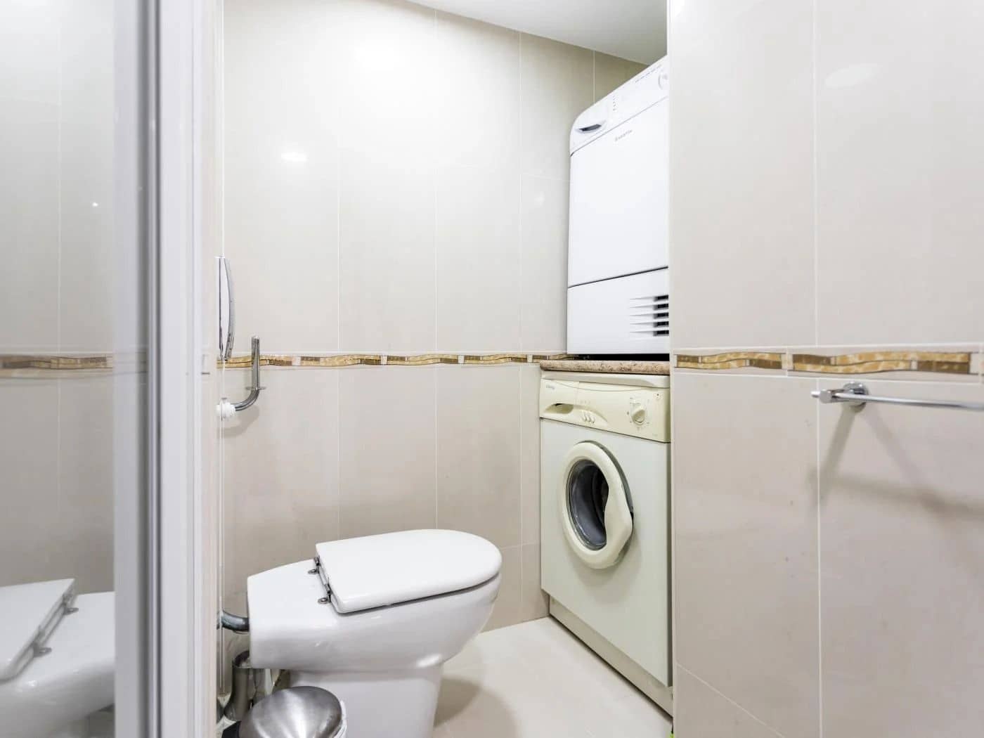 1 bedroom Apartment for sale in Fuengirola with pool - € 249,000 (Ref: 9714503)