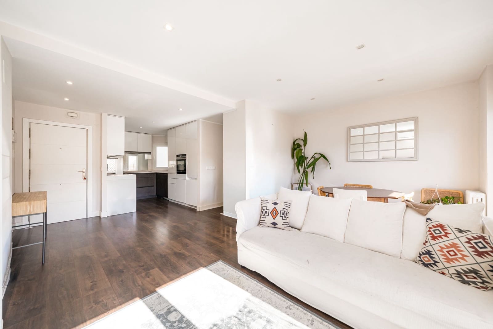 2 bedroom Flat for sale in Madrid city - € 820,000 (Ref: 9719486)