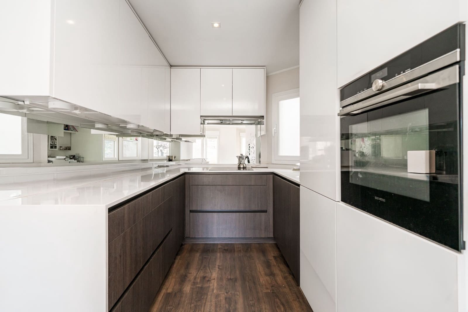 2 bedroom Flat for sale in Madrid city - € 820,000 (Ref: 9719486)