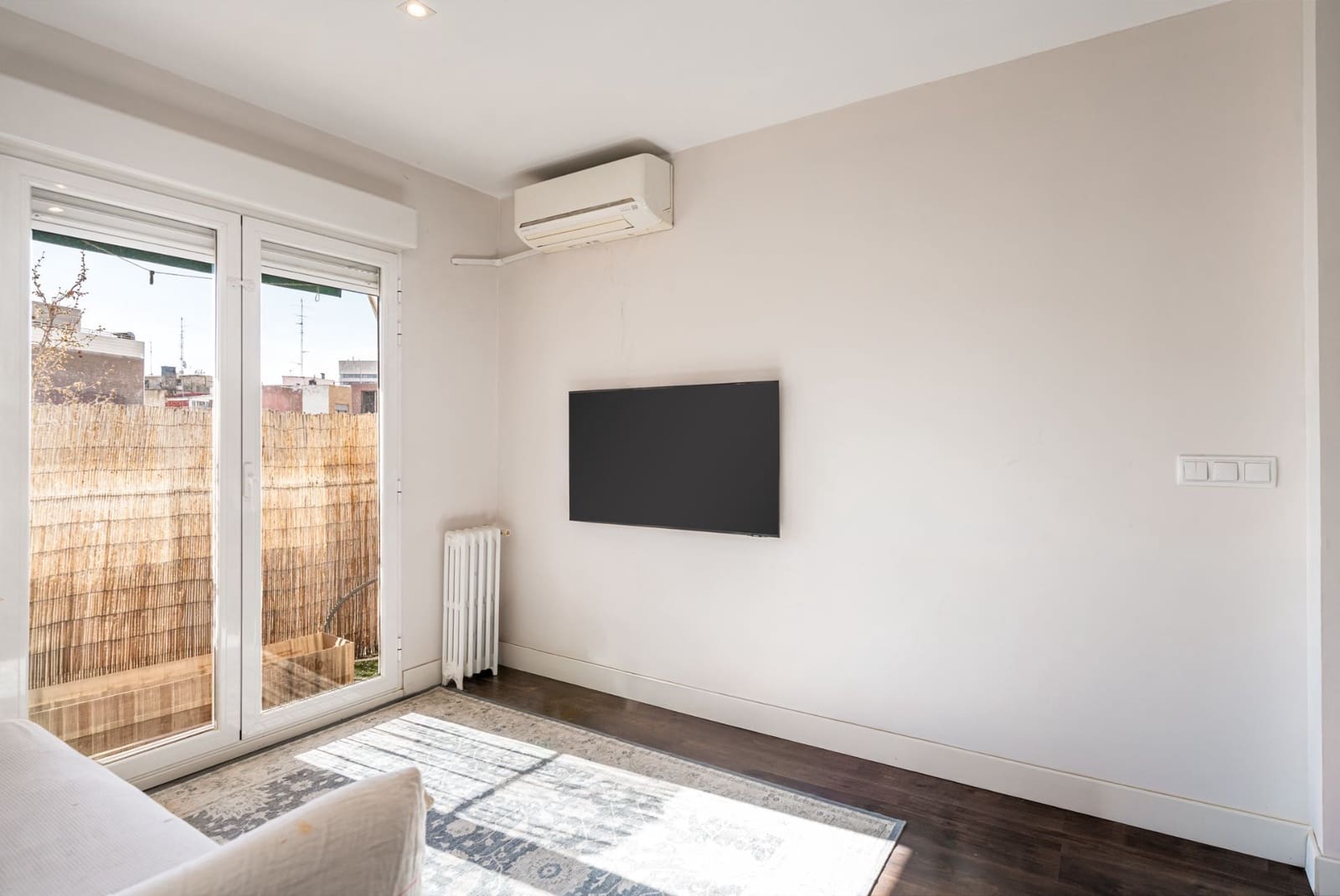 2 bedroom Flat for sale in Madrid city - € 820,000 (Ref: 9719486)