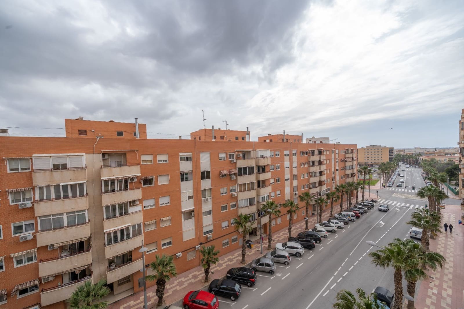 4 bedroom Flat for sale in San Vicente / Sant Vicent del Raspeig with pool garage - € 319,950 (Ref: 9721089)