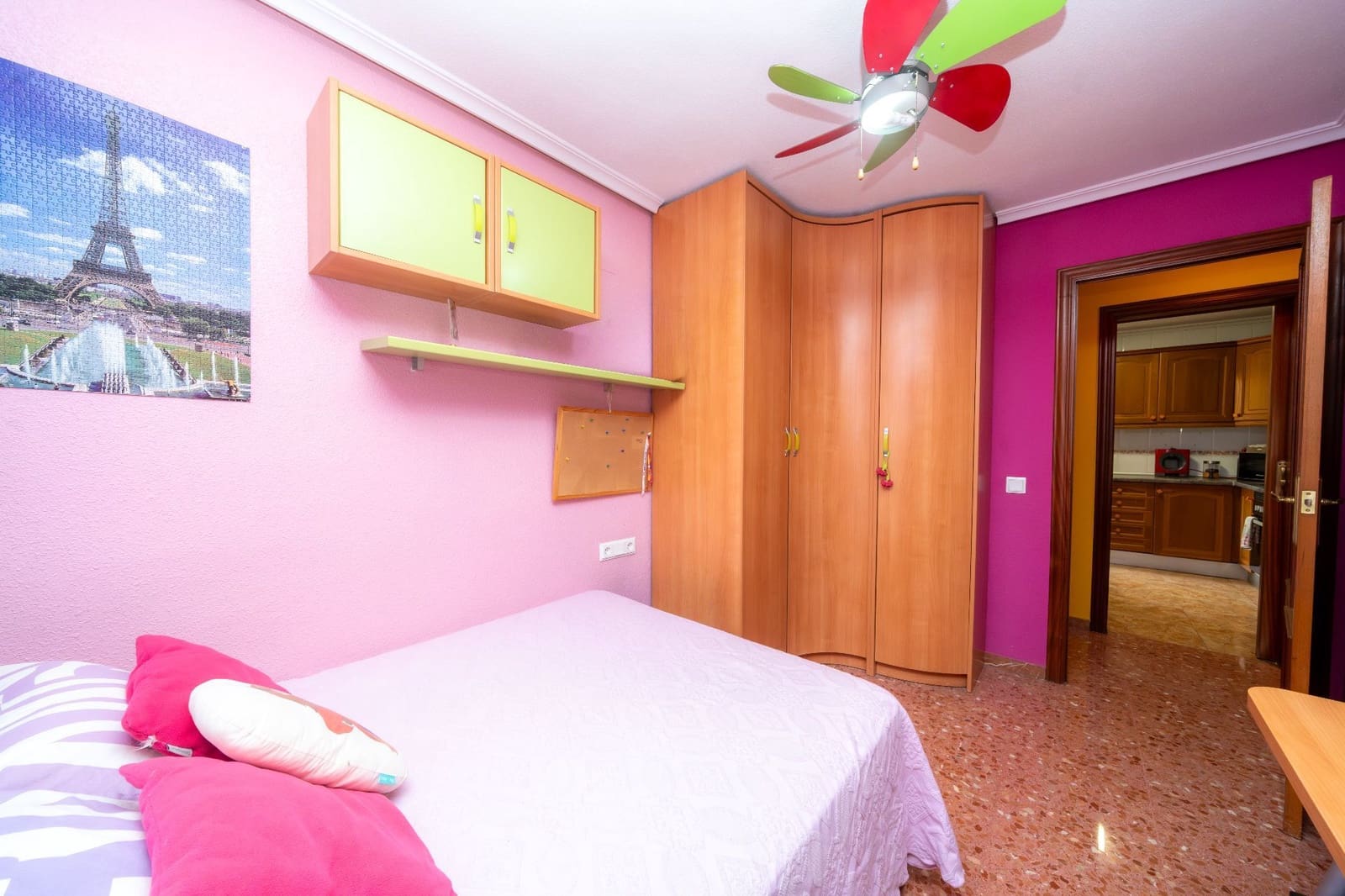 4 bedroom Flat for sale in San Vicente / Sant Vicent del Raspeig with pool garage - € 319,950 (Ref: 9721089)