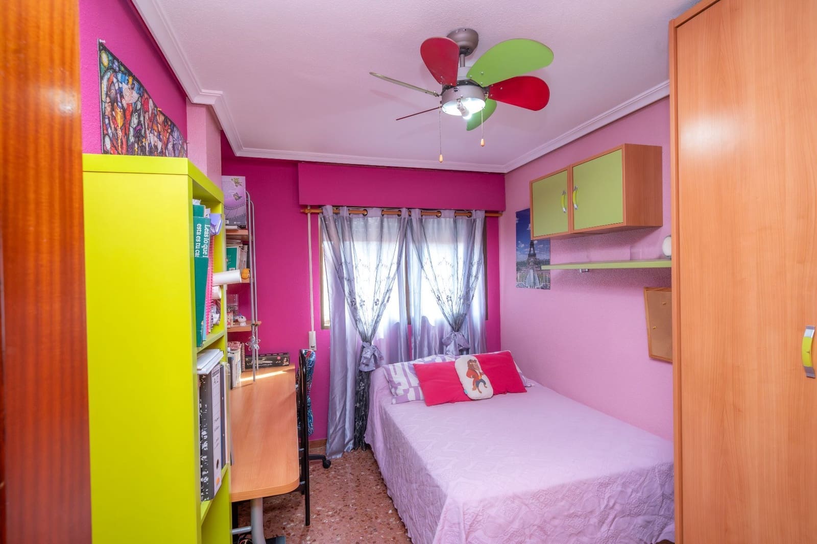 4 bedroom Flat for sale in San Vicente / Sant Vicent del Raspeig with pool garage - € 319,950 (Ref: 9721089)