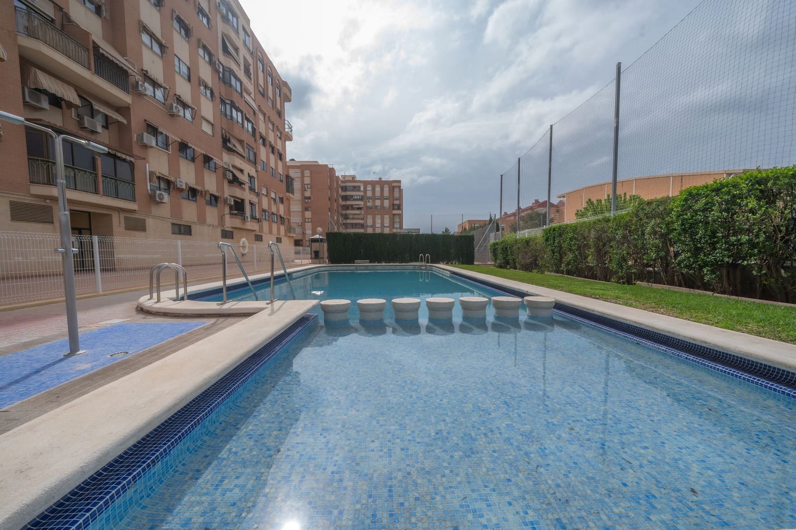 4 bedroom Flat for sale in San Vicente / Sant Vicent del Raspeig with pool garage - € 319,950 (Ref: 9721089)