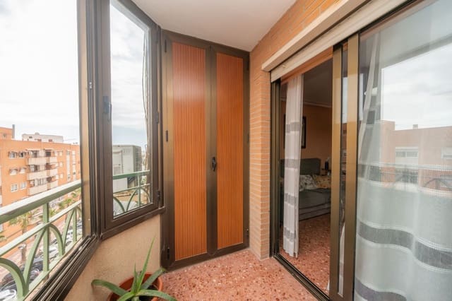 4 chambre Appartement à vendre à San Vicente / Sant Vicent del Raspeig avec piscine garage - 319 950 € (Ref: 9721089)