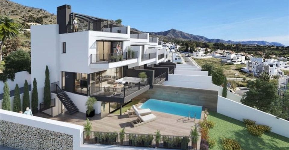 3 slaapkamer Villa te koop in Nerja - € 650.000 (Ref: 9726337)