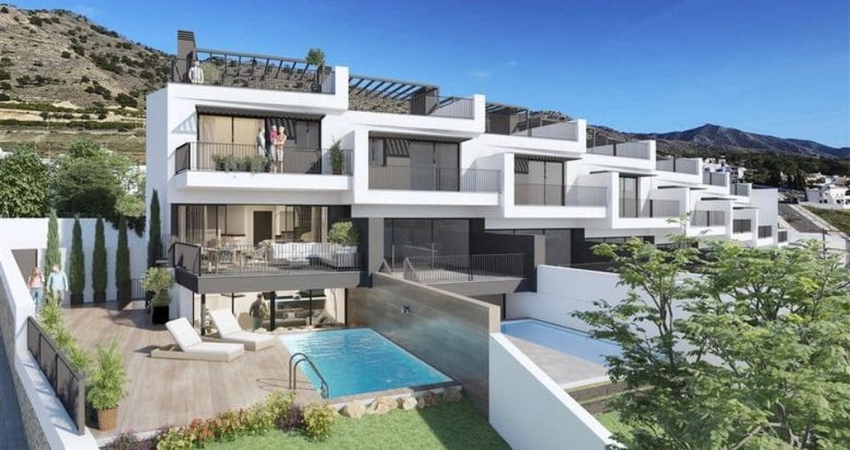 3 slaapkamer Villa te koop in Nerja - € 650.000 (Ref: 9726337)