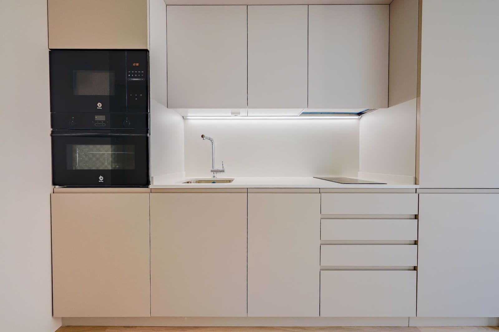 1 bedroom Flat for sale in Madrid city - € 695,000 (Ref: 9735159)