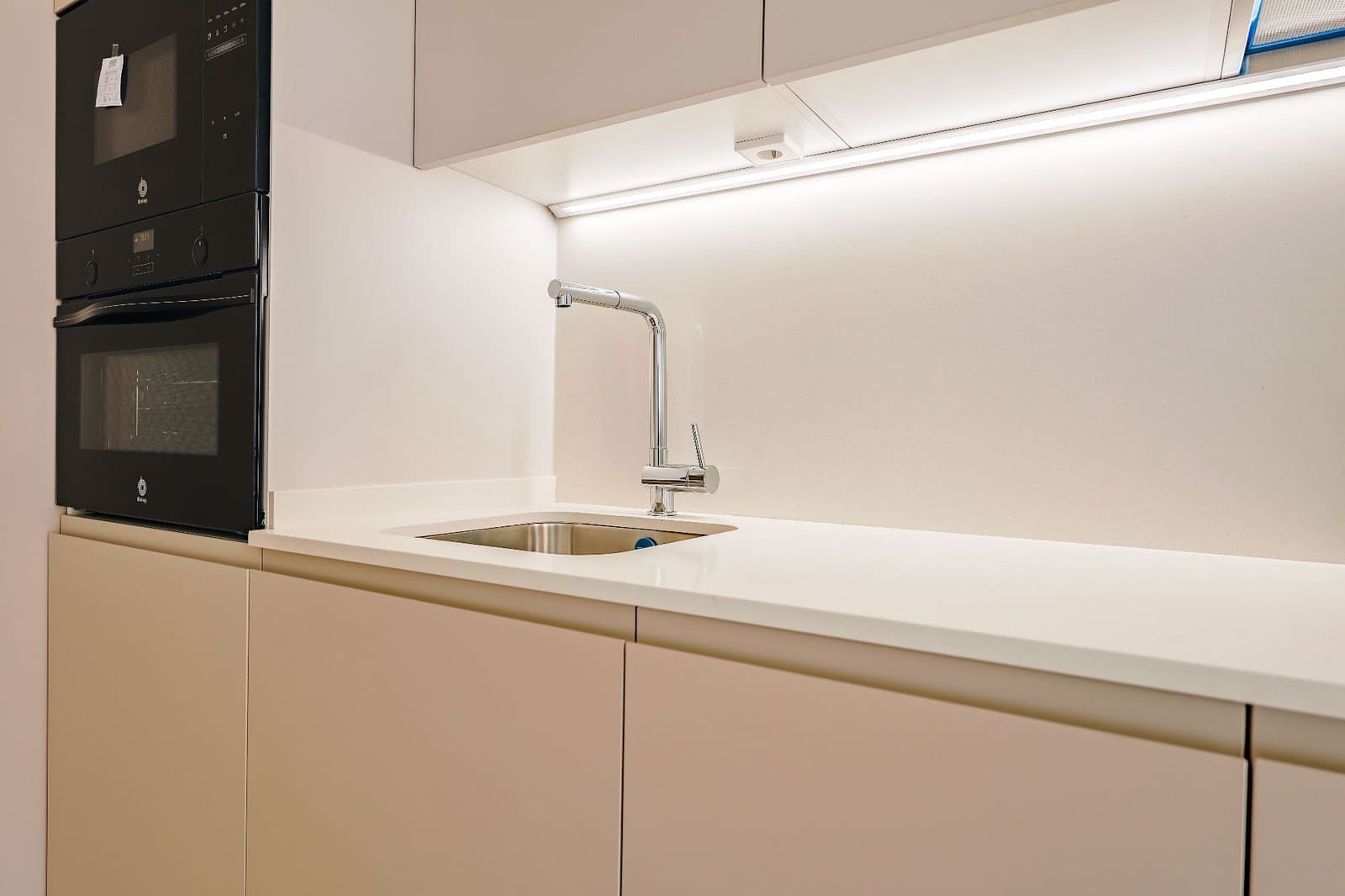 1 bedroom Flat for sale in Madrid city - € 695,000 (Ref: 9735159)