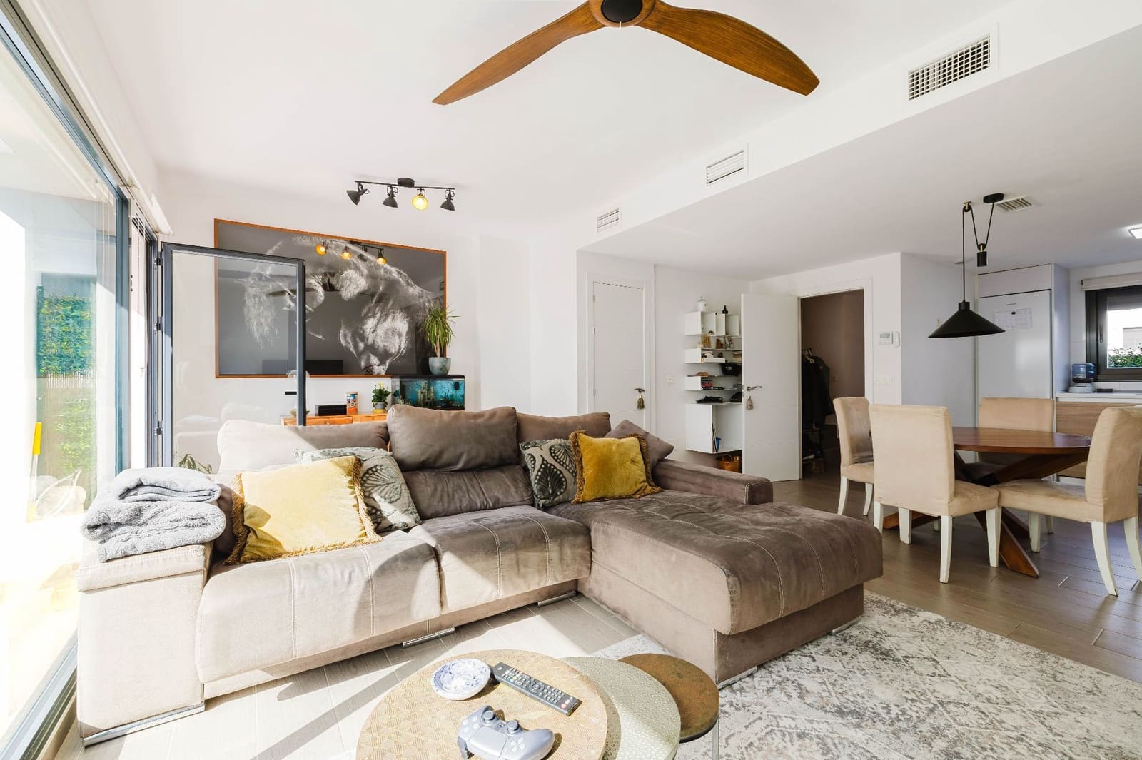 3 bedroom Villa for sale in Alhaurin de la Torre with pool garage - € 595,000 (Ref: 9735161)