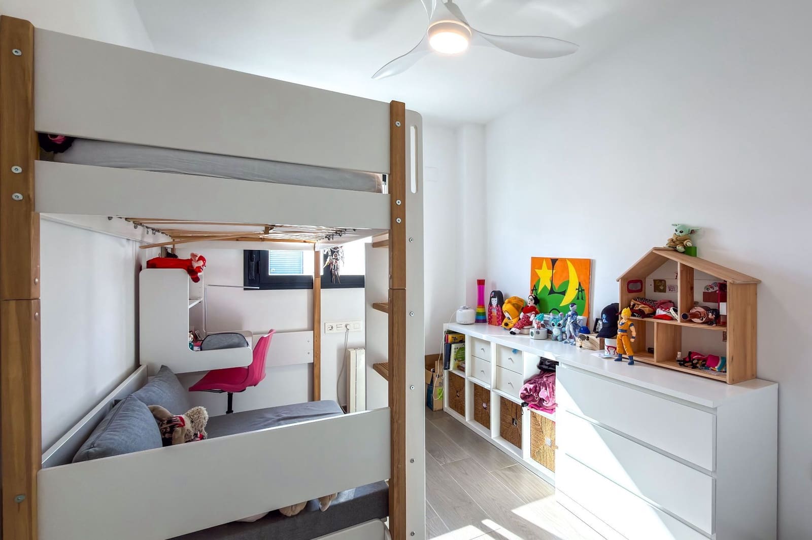 3 bedroom Villa for sale in Alhaurin de la Torre with pool garage - € 595,000 (Ref: 9735161)